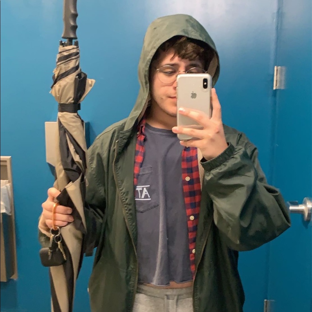 Meet your Posher, Feliciano